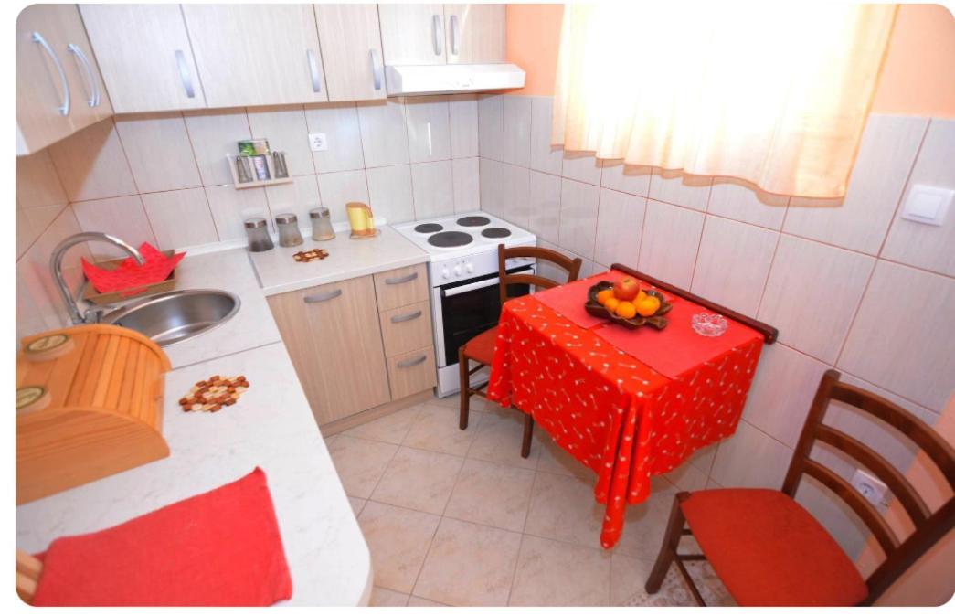 Matkovic Residence Тиват Стая снимка